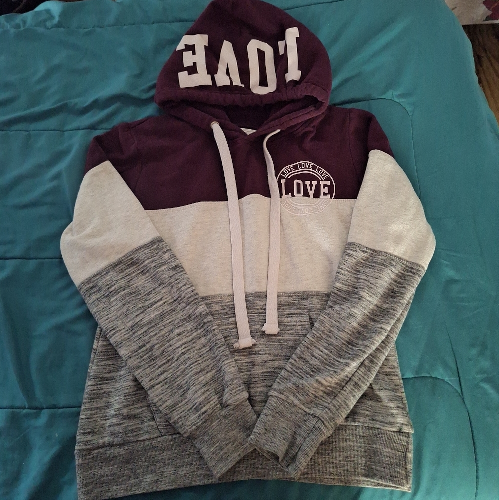 REFLEX| WOMEN'S "LOVE" HOODIE SIZE M